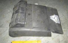 Брызговик заднего колеса (правый/левый) HOWO A7 тягач WG9925950138