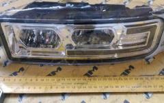 Фара передняя противотуманная левая HOWO SITRAK T5G/C7H 811W25320-6003