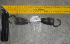 Пружина возврата тормозных колодок AZ9100440060