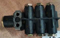 Кран тормозной HOWO T5G/C7H SITRAK WG9000361404