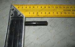 Шпилька Doosan 06.06175-8309