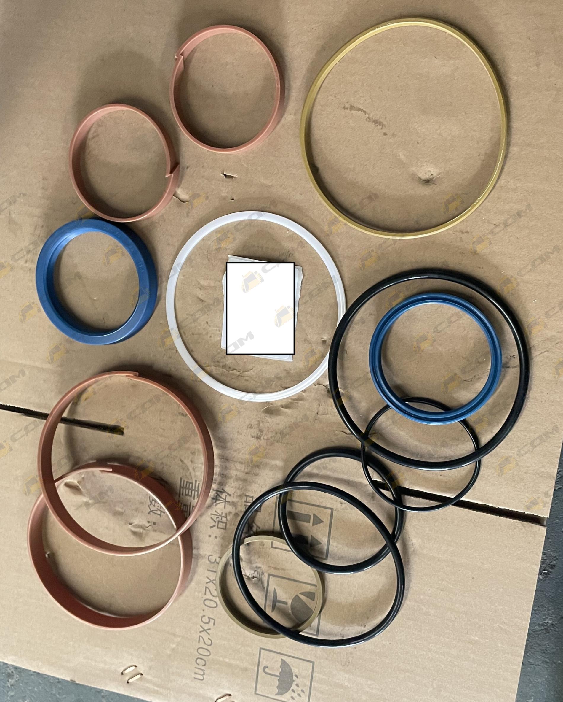 Ремкомплект гидроцилиндра подъема стрелы 803004331/803004332