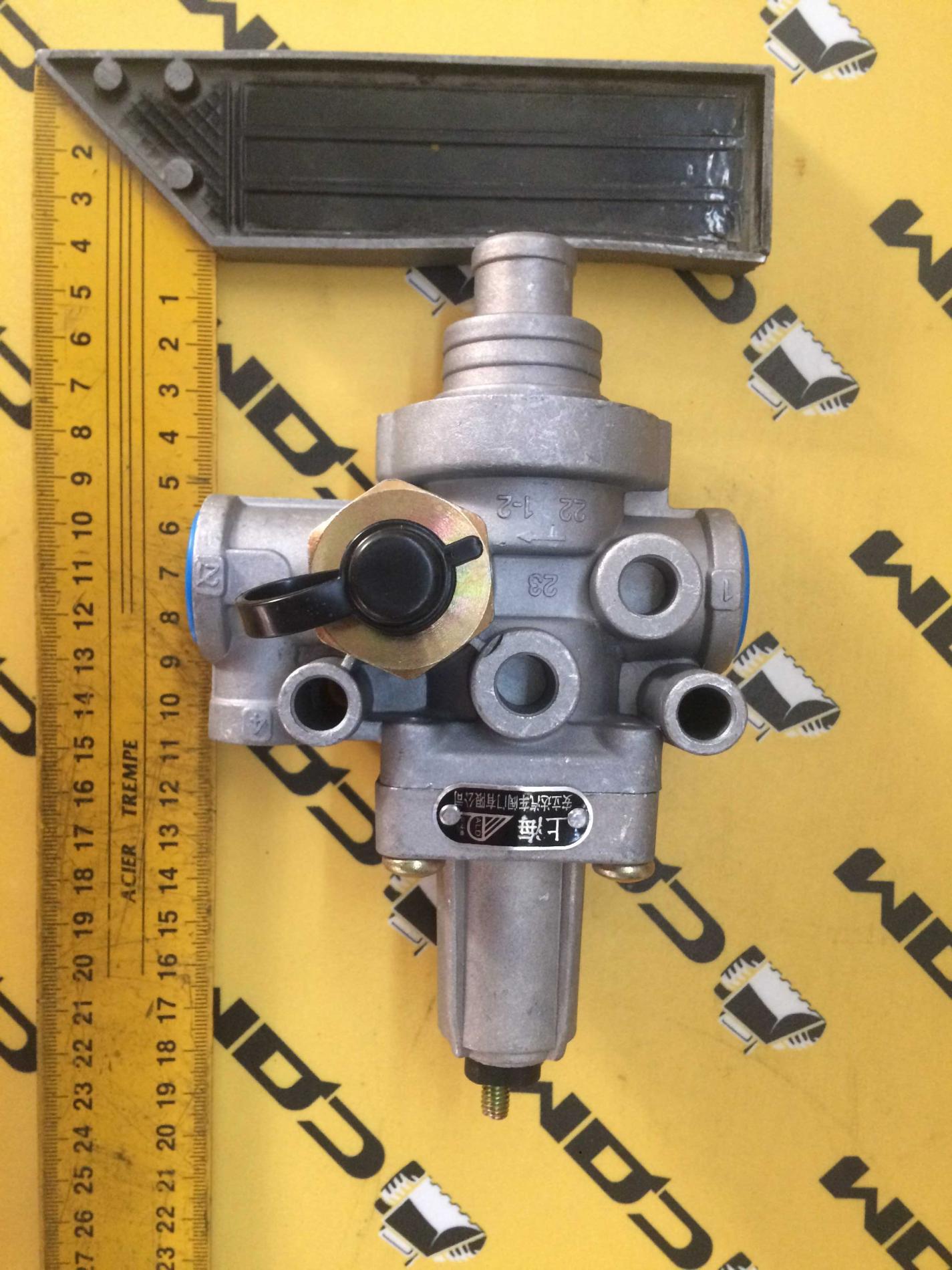 Клапан избыточного давления EQ153 EQ153/LG853.08.08