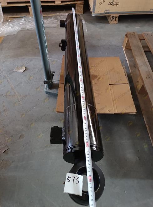 Цилиндр подъема задней стрелы d=63 Shanmon 388H W053025800