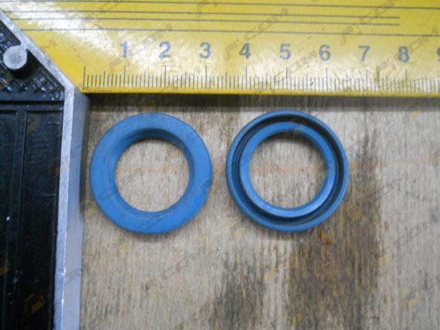 Сальник 19х30х6 клапана переключения передач CDM 1713764323