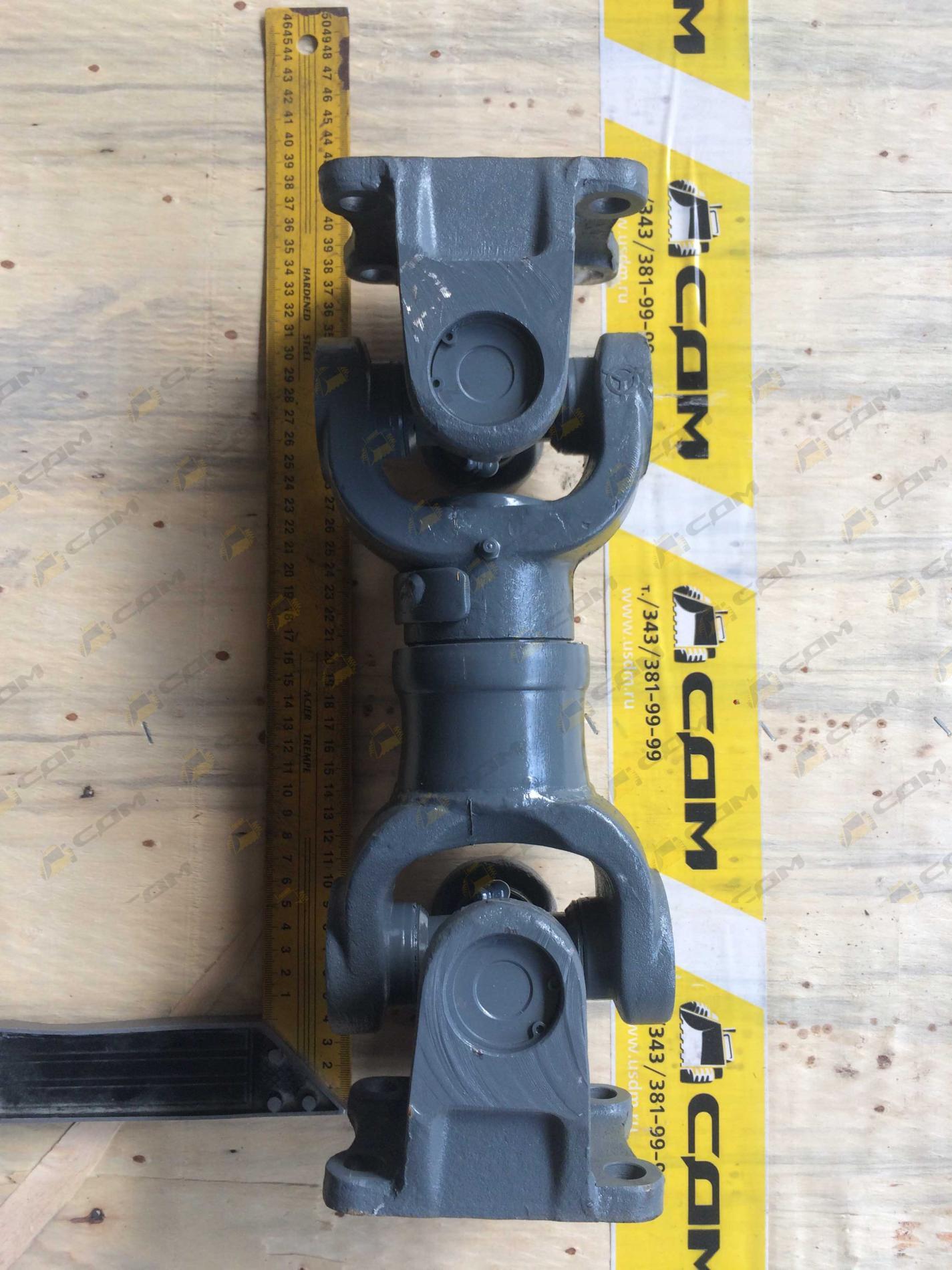 Вал карданный средний/задний CDM833/CDM835 304300D LG30F.04I.04