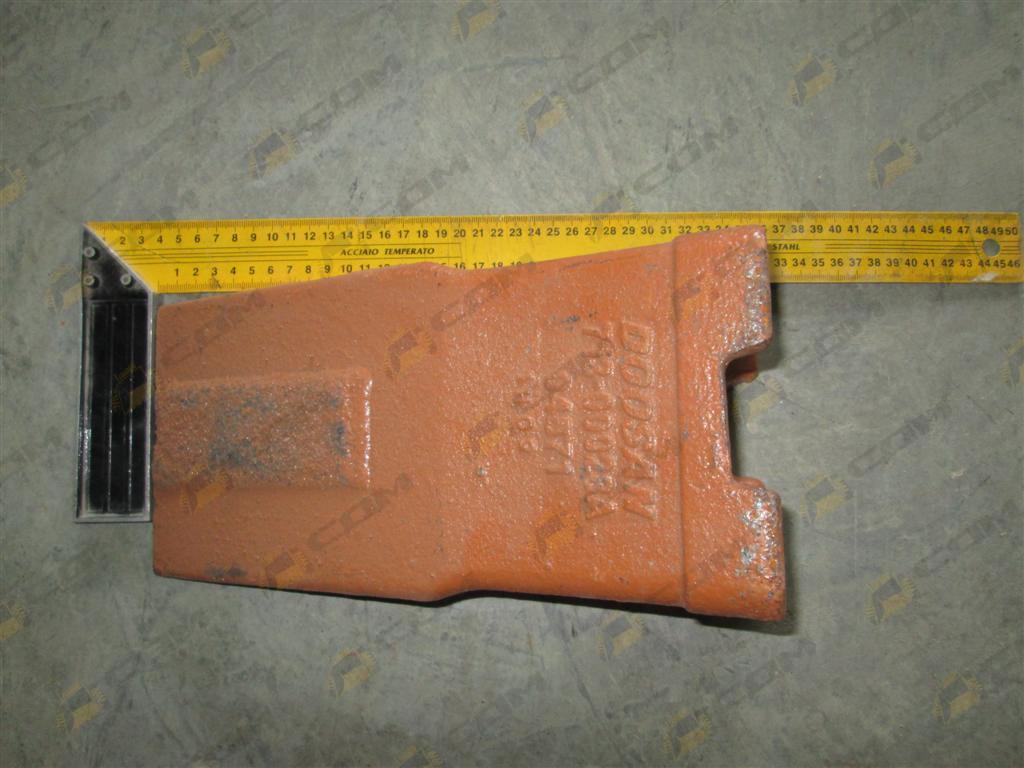 Наконечник зуба (скальный) 713-00028/29 (230111-00031) 2713-1236