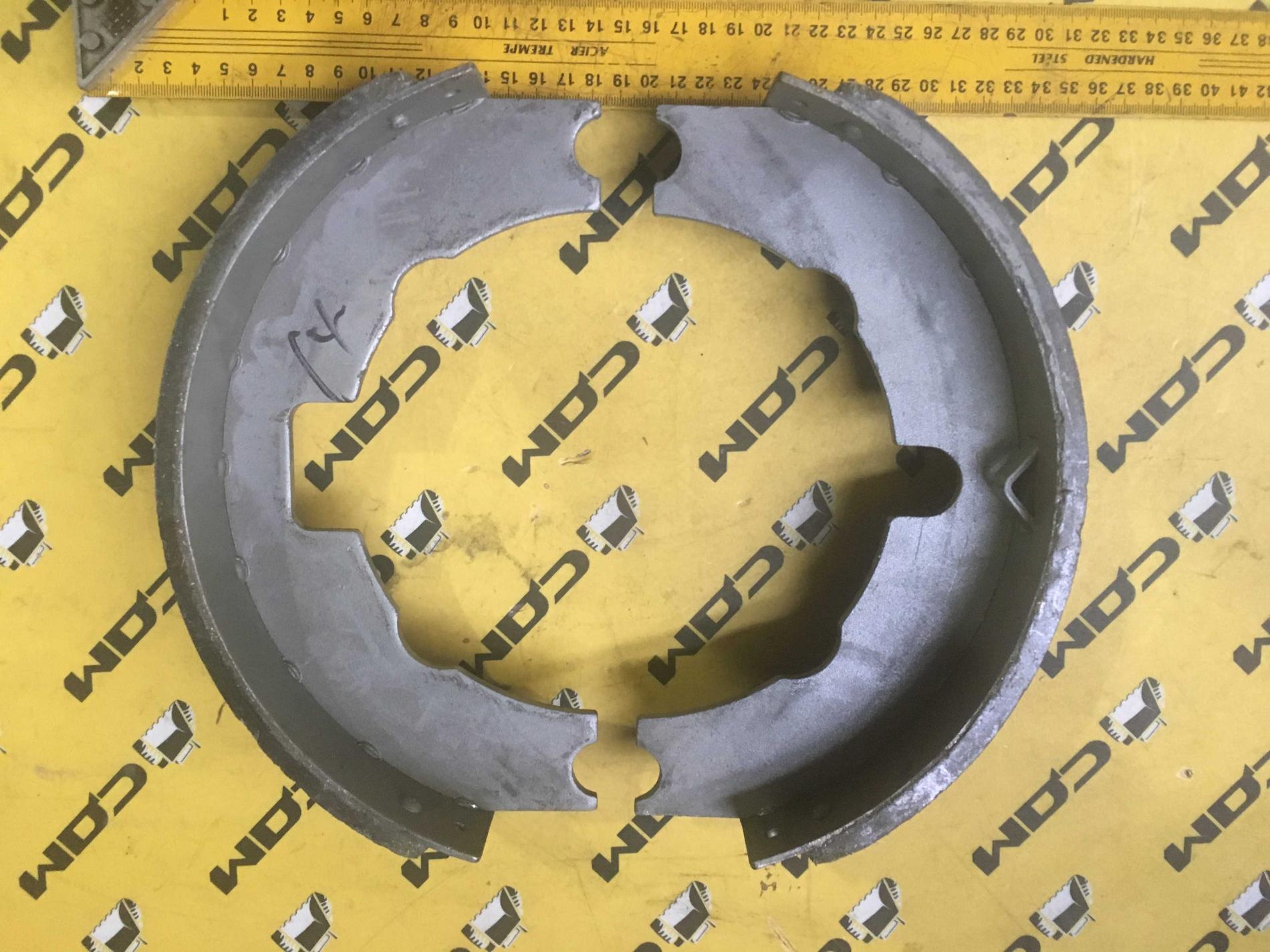 Колодки стояночного тормоза комплект 2 шт. CDM520A6 CDM8520A-133