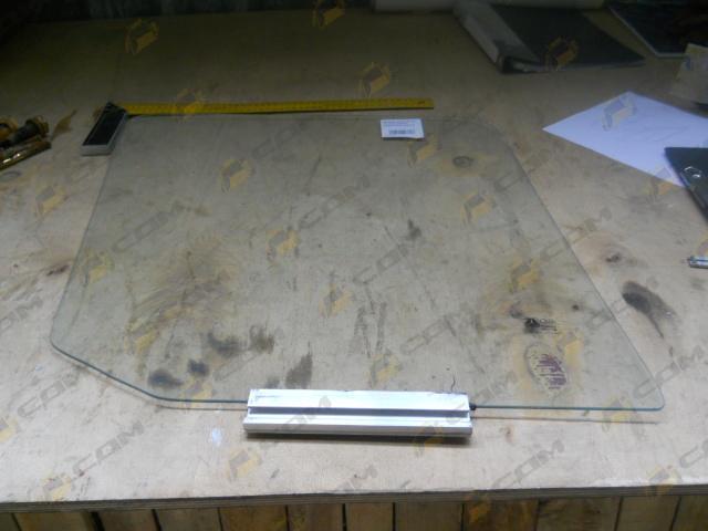 Стекло двери подвижное левое AZ1642330060