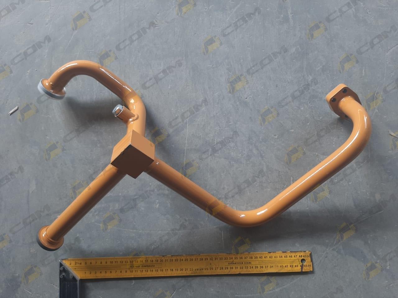 Трубка от гидрораспределителя к цилиндру подъема стрелы левая CDM855 30893000425 CDM856DⅠ.07Ⅰ.04