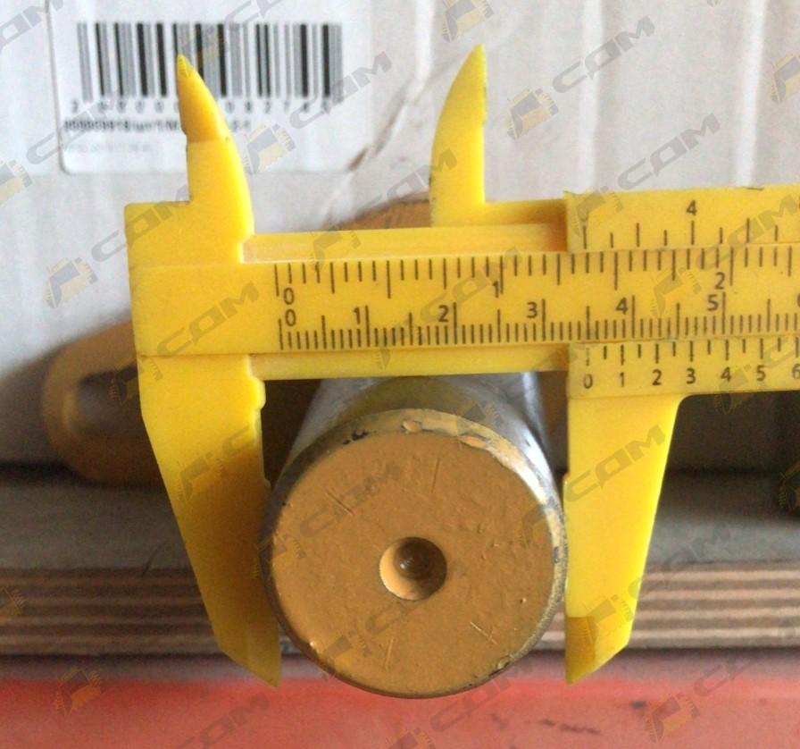 Палец+втулка балансира CDM816D LG816.10-002+LG816.10.09