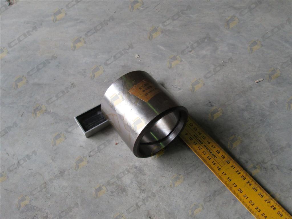 Втулка гидроцилиндра ковша 80х95х90 CDM855 ZL50F-710004A