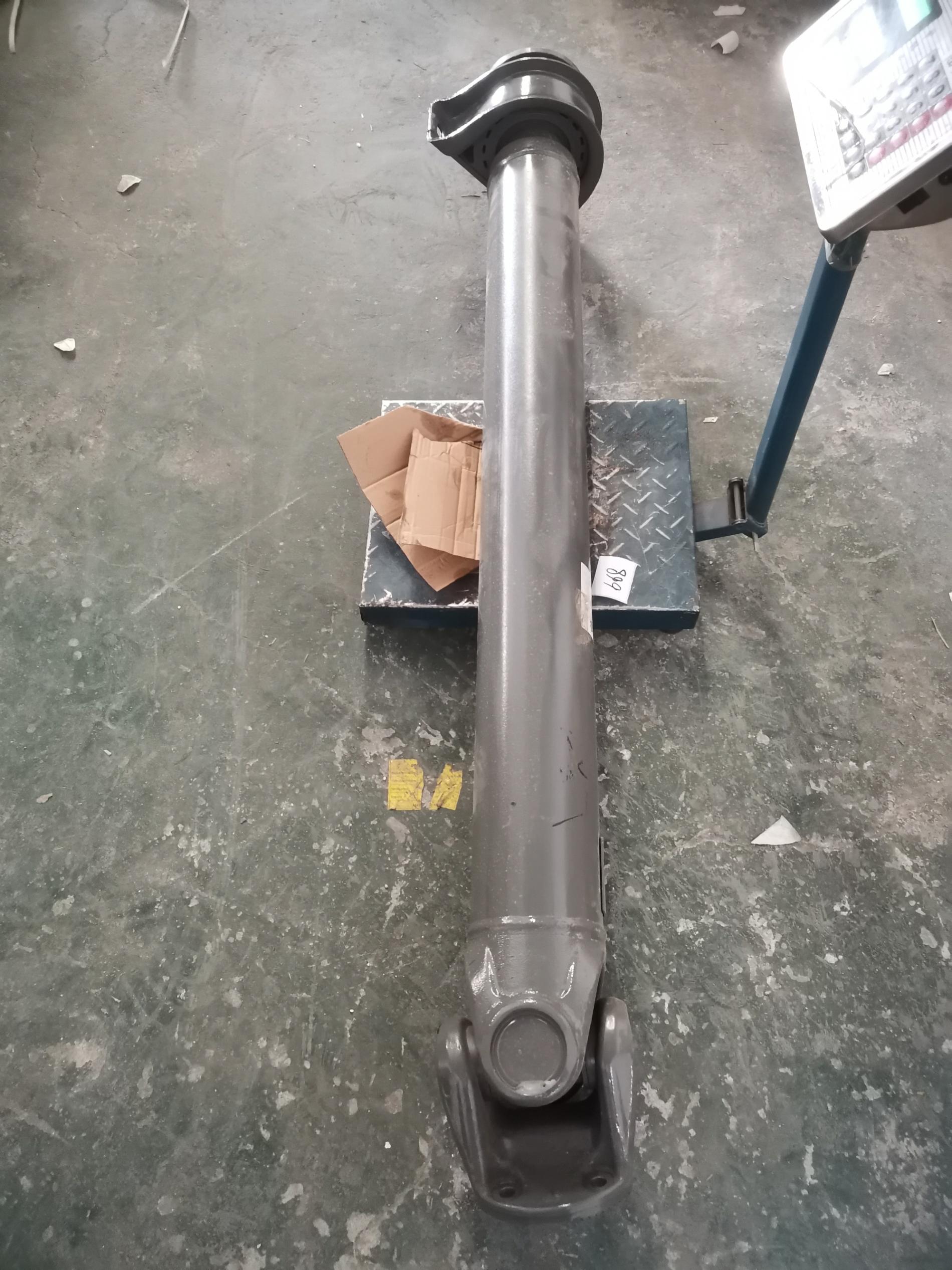 Вал карданный с подвесным подшипником L=1570 T5G SITRAK AZ9270311577