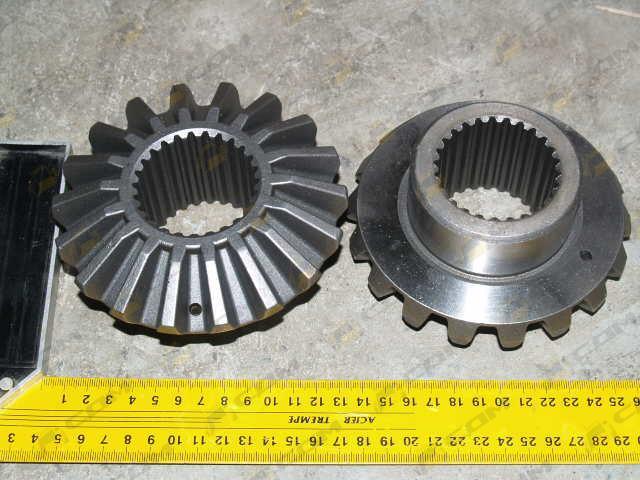 Шестерня ведомая дифференциала z=18, d=130, 26 шлицов CDM855 404317 36403100076