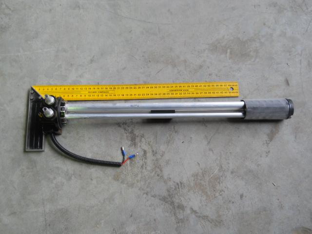 Датчик уровня топлива бака 300 л (l=550) Howo WG9112550129/1