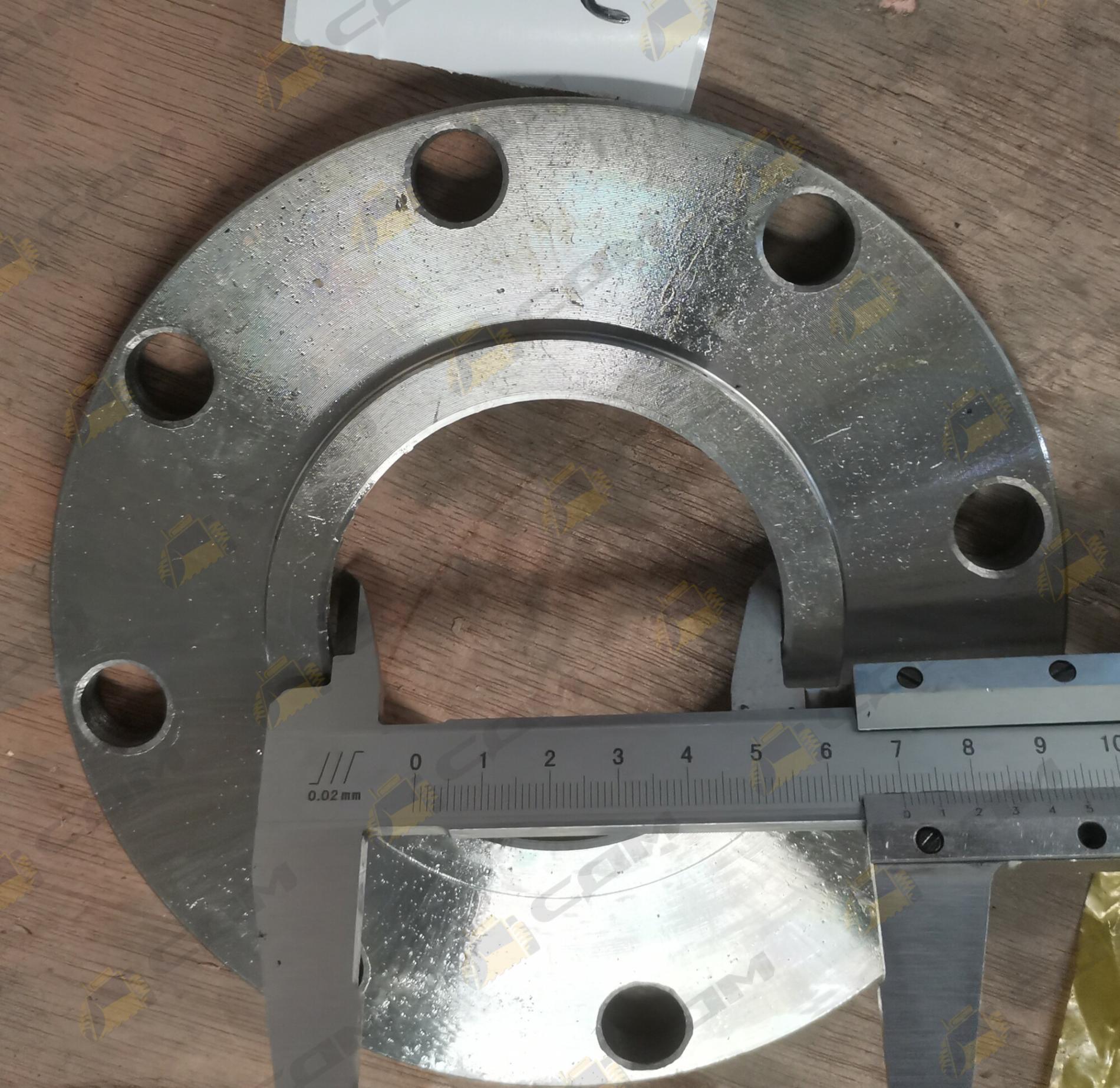 Фланец нижнего пальца сочленения полурам 250300141