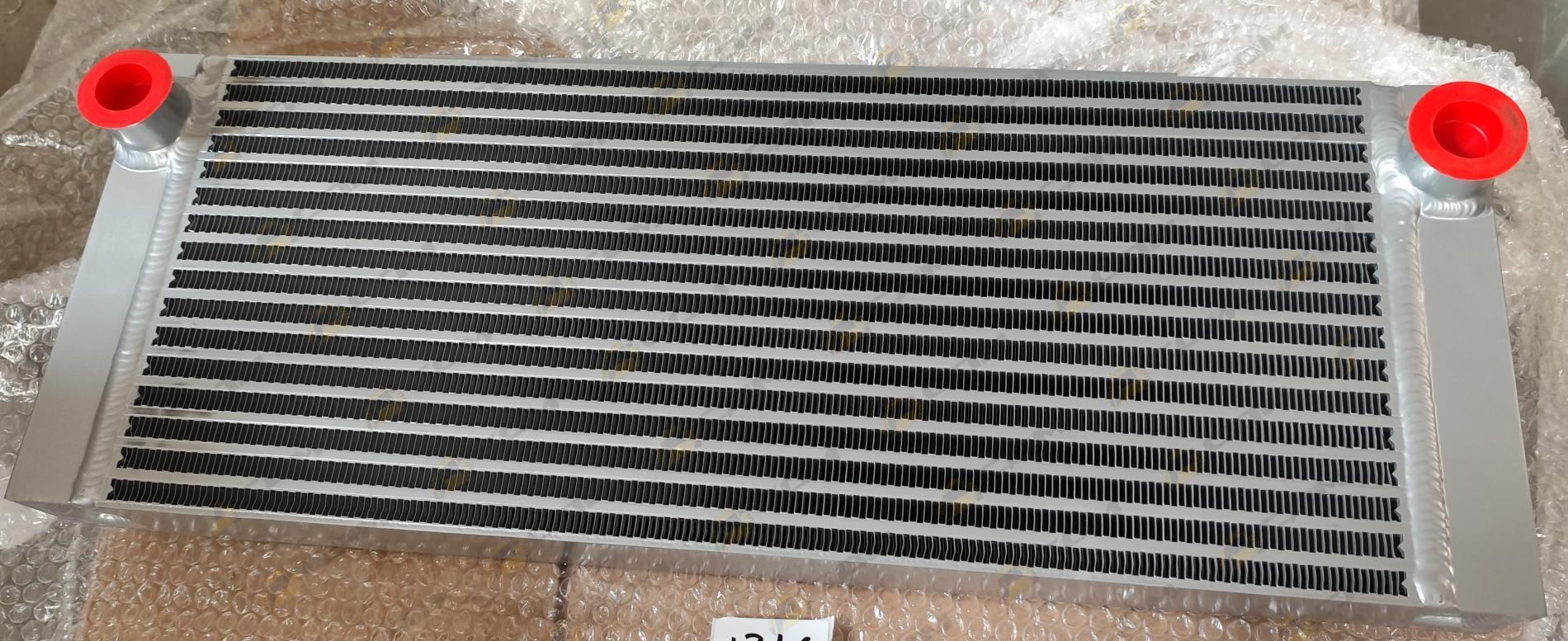 Маслоохладитель гидравлики для радиатора новой модели 640х230 Shanmon 388H 240403796J