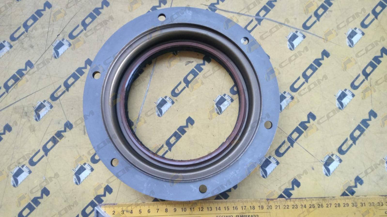 Крышка сальника бортового редуктора в сборе LG855B/CDM855 LG853.04.01-018/856