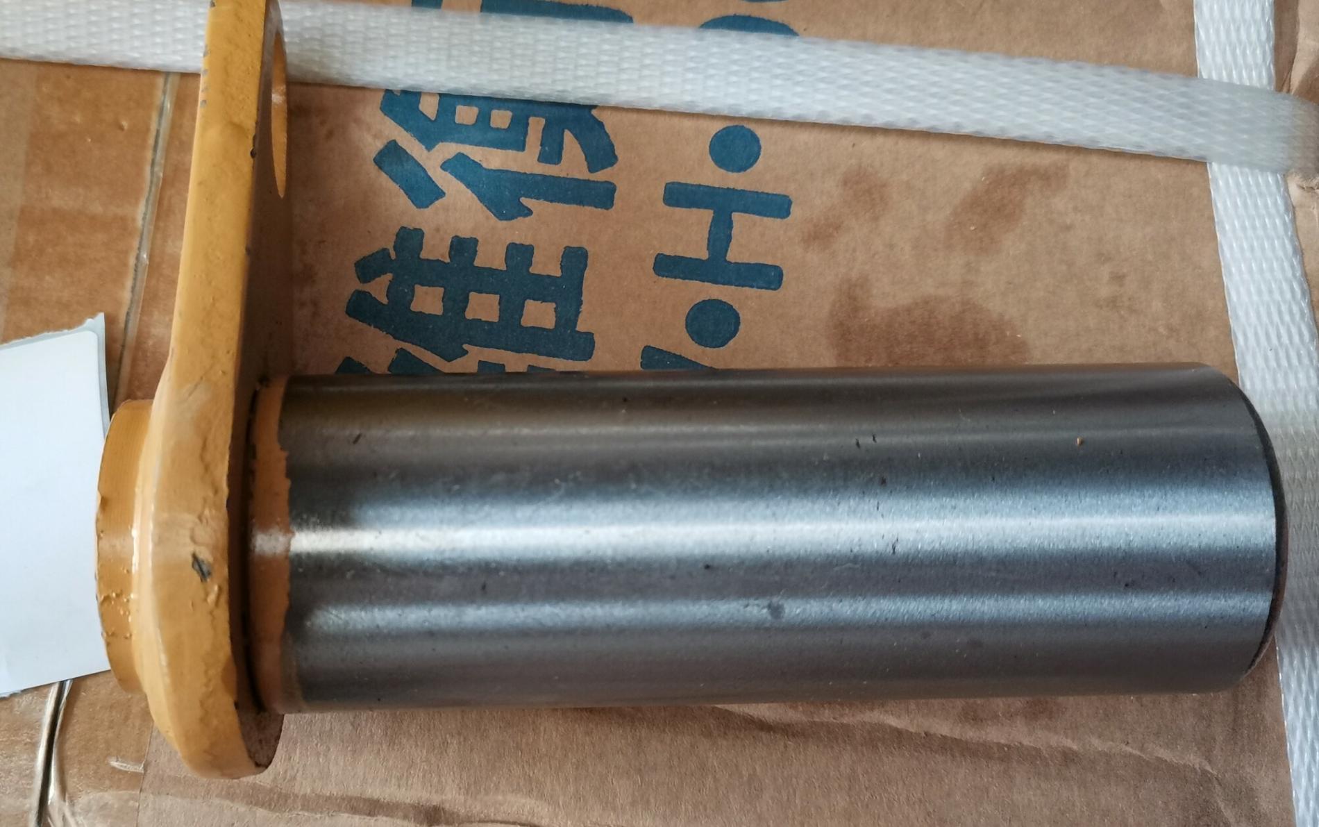 Палец верхний сочленения CDM816 LG816.10.10