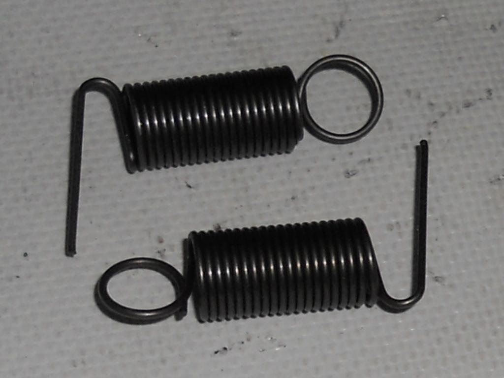 Пружина сцепления HOWO 004425