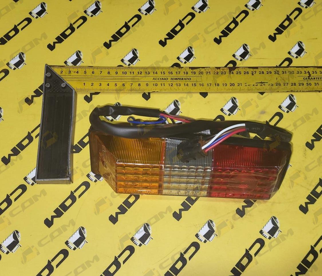 Фонарь задний трехцветный CDM932N/CDM936N 60400002699/932NG.15II.05