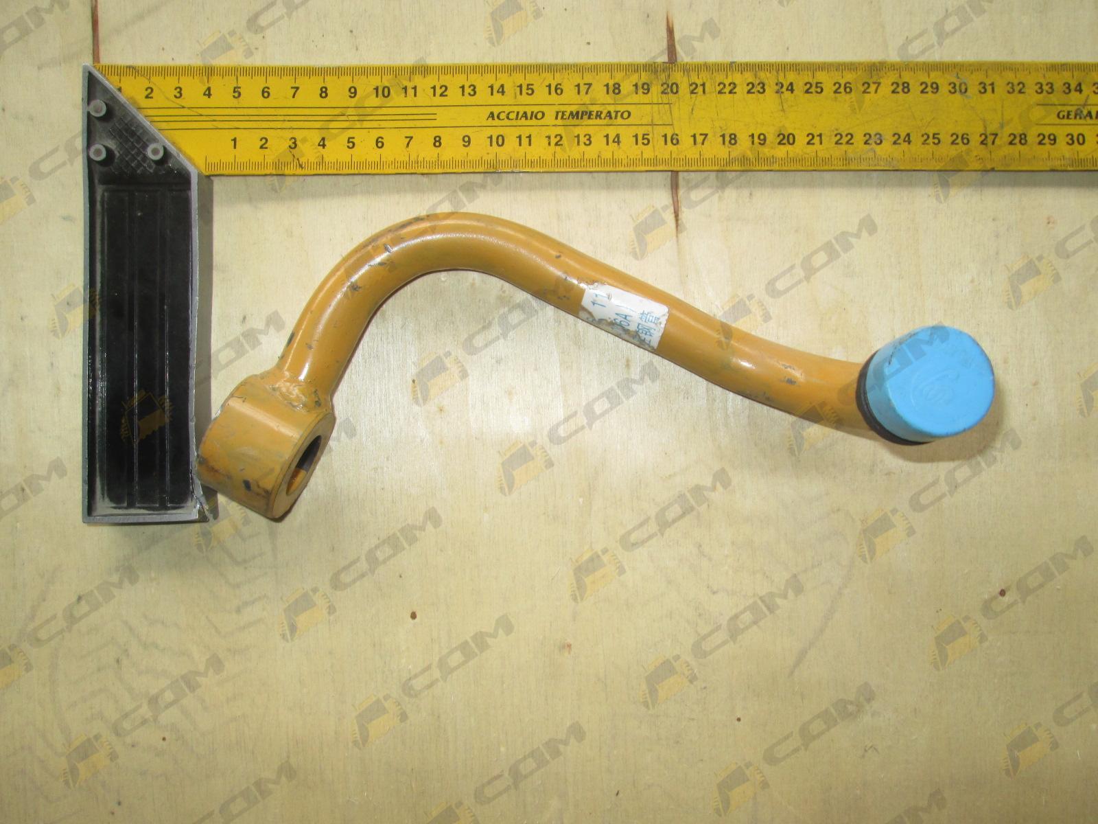 Трубка цилиндра поворота левая CDM855 LG855.06.11