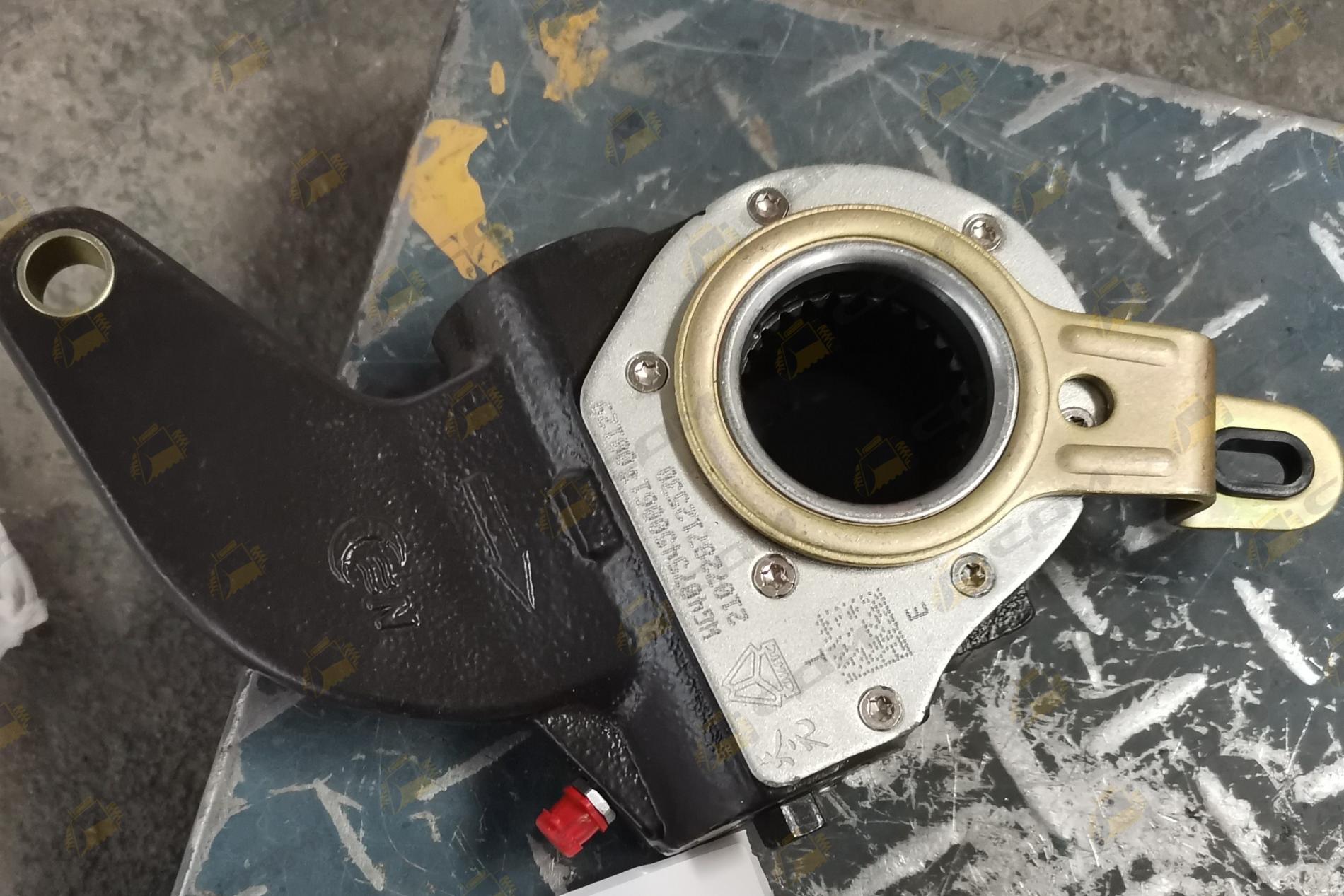 Трещетка тормозная передняя мост VGD95 HOWO WG4075450061