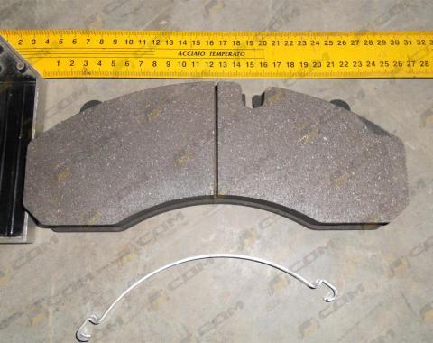 Колодка тормозная передняя (дисковые тормоза) HOWO A7 WG9100443050