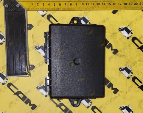 Блок управления стеклоподъемником HOWO A7 WG1664331063/1